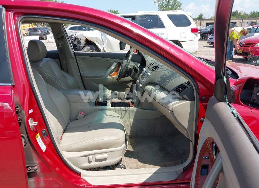 Photo 5 of 2011 Toyota Camry XLE V6 (VIN 4T1BK3EK4BU117537)