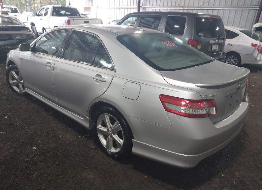 Photo 3 of 2011 Toyota Camry SE V6 (VIN 4T1BK3EK4BU126044)
