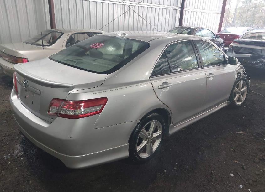 Photo 4 of 2011 Toyota Camry SE V6 (VIN 4T1BK3EK4BU126044)