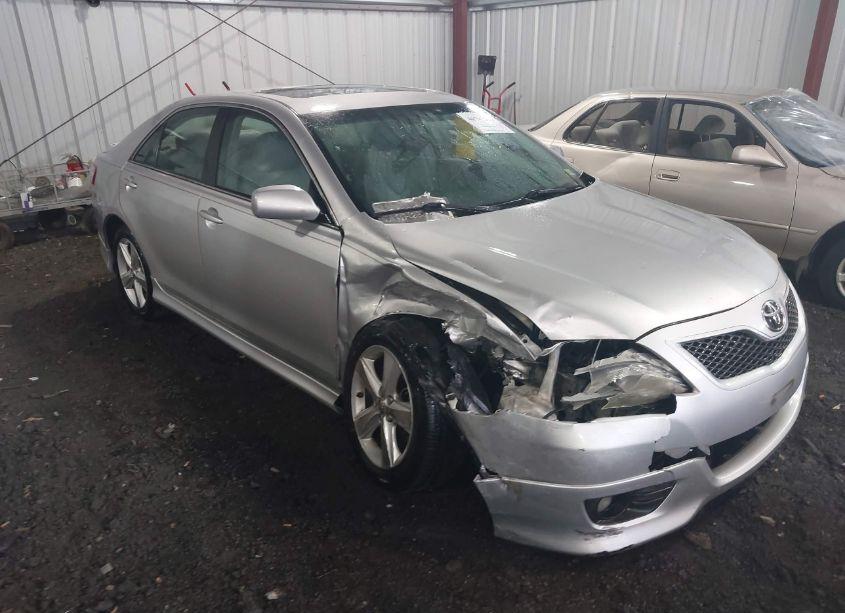 Photo 6 of 2011 Toyota Camry SE V6 (VIN 4T1BK3EK4BU126044)