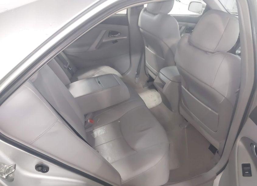 Photo 8 of 2011 Toyota Camry SE V6 (VIN 4T1BK3EK4BU126044)