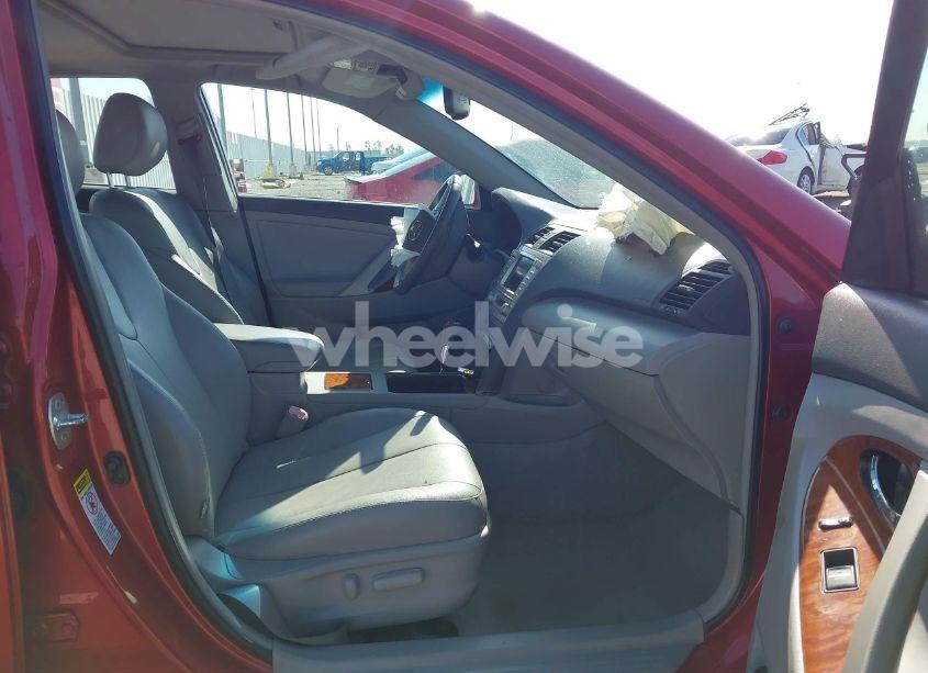 Photo 5 of 2011 Toyota Camry XLE V6 (VIN 4T1BK3EK4BU126559)