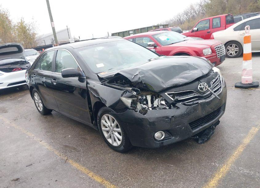 2010 Toyota Camry XLE V6 (VIN 4T1BK3EK5AU100437) main photo