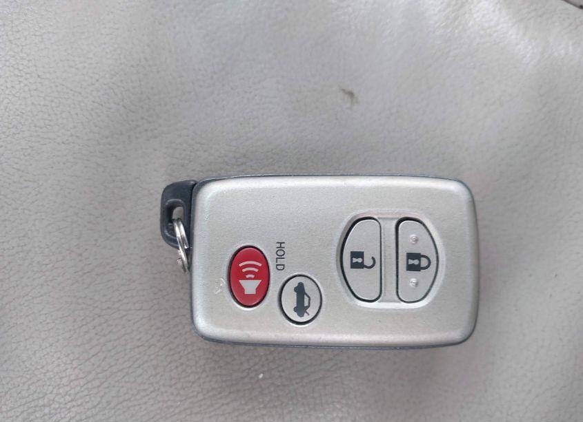 Photo 11 of 2010 Toyota Camry XLE V6 (VIN 4T1BK3EK5AU100437)