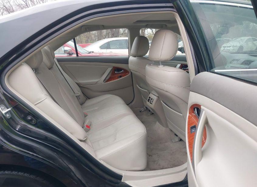 Photo 8 of 2010 Toyota Camry XLE V6 (VIN 4T1BK3EK5AU100437)