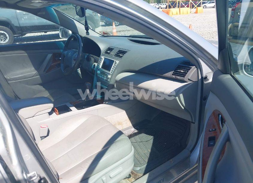 Photo 5 of 2011 Toyota Camry XLE V6 (VIN 4T1BK3EK5BU127316)