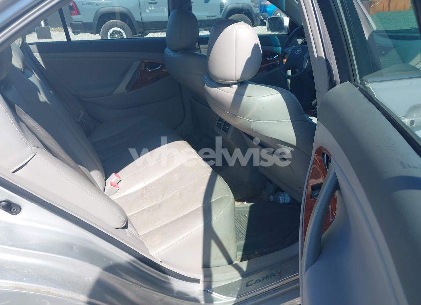 Photo 8 of 2011 Toyota Camry XLE V6 (VIN 4T1BK3EK5BU127316)