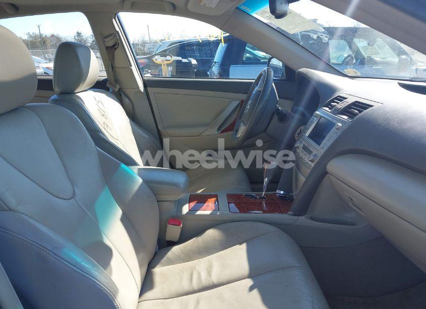 Photo 5 of 2011 Toyota Camry XLE V6 (VIN 4T1BK3EK5BU613608)