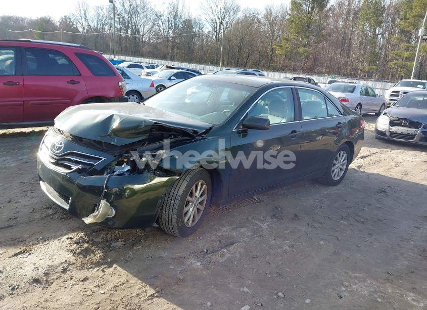 Photo 2 of 2011 Toyota Camry (VIN 4T1BK3EK5BU616315)