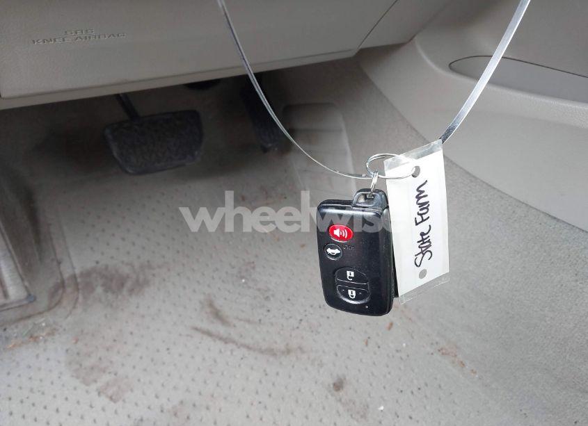 Photo 11 of 2011 Toyota Camry XLE V6 (VIN 4T1BK3EK5BU630490)