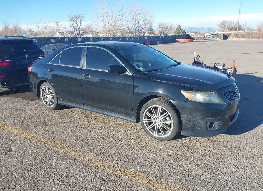 2010 Toyota Camry SE V6 (VIN 4T1BK3EK6AU102617) main photo