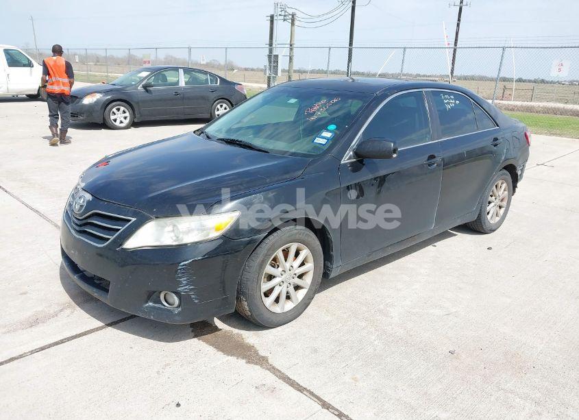 Photo 2 of 2010 Toyota Camry XLE V6 (VIN 4T1BK3EK6AU114427)