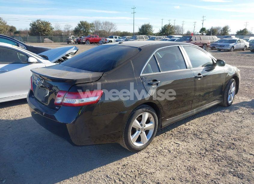Photo 4 of 2010 Toyota Camry SE V6 (VIN 4T1BK3EK6AU116503)