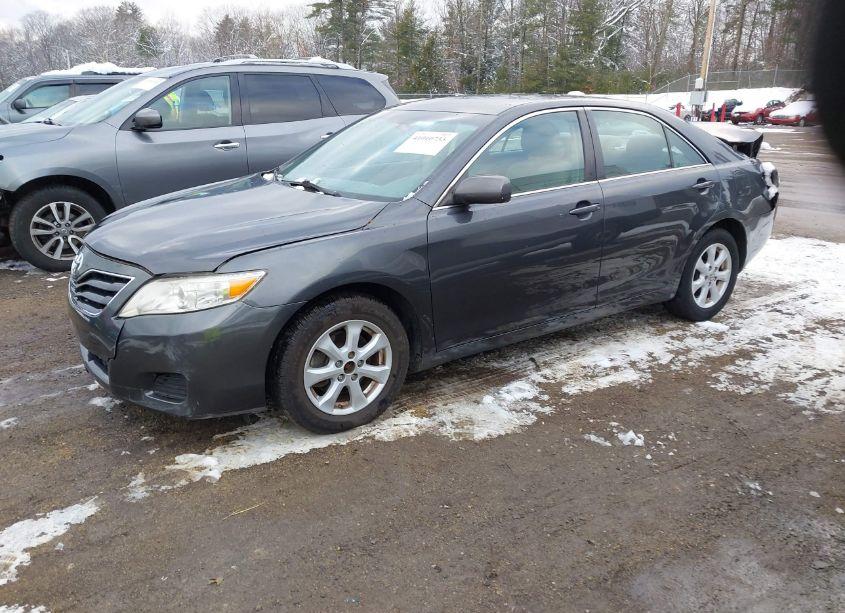 Photo 2 of 2011 Toyota Camry LE V6 (VIN 4T1BK3EK6BU118804)