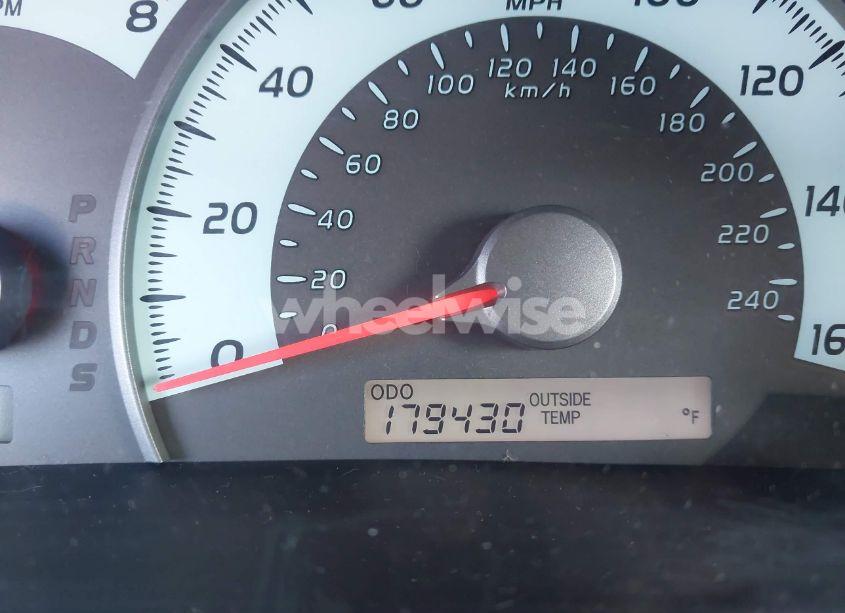 Photo 16 of 2011 Toyota Camry SE V6 (VIN 4T1BK3EK6BU120133)