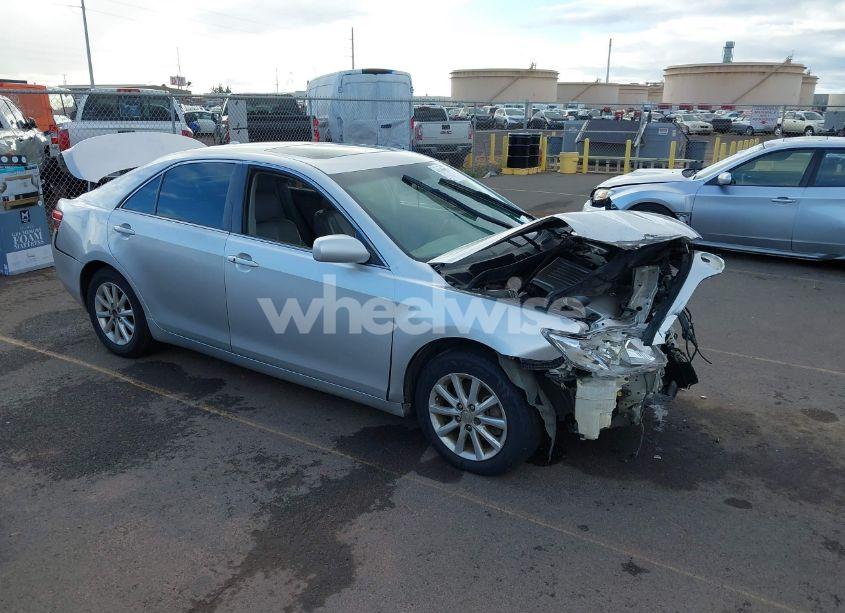 2011 Toyota Camry XLE V6 (VIN 4T1BK3EK6BU125364) main photo