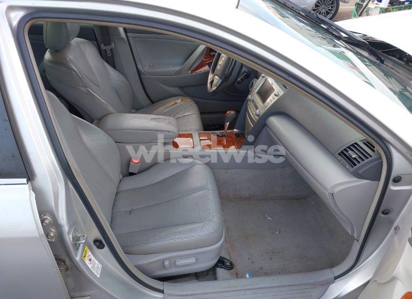 Photo 5 of 2011 Toyota Camry XLE V6 (VIN 4T1BK3EK6BU125364)