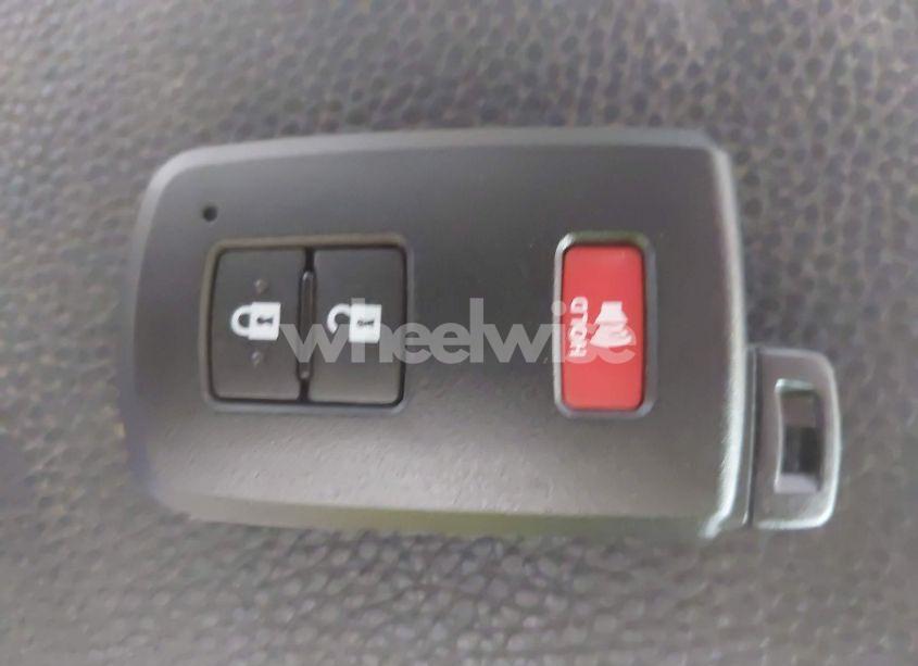 Photo 11 of 2011 Toyota Camry XLE V6 (VIN 4T1BK3EK6BU132508)