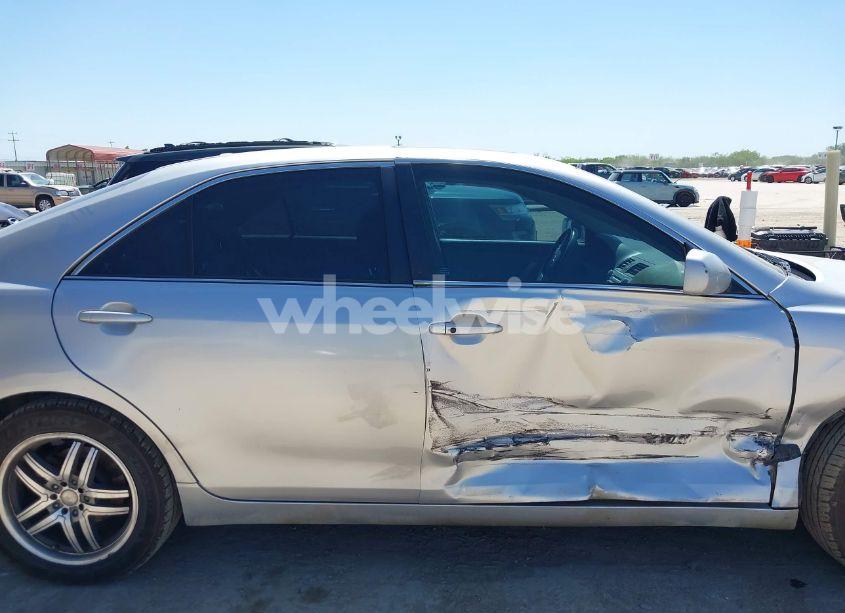 Photo 14 of 2011 Toyota Camry XLE V6 (VIN 4T1BK3EK6BU132508)