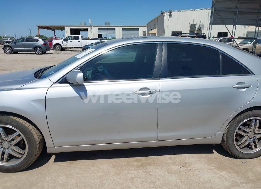 Photo 15 of 2011 Toyota Camry XLE V6 (VIN 4T1BK3EK6BU132508)