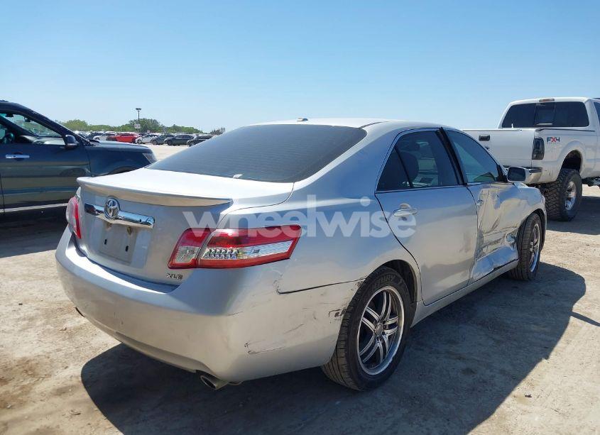 Photo 4 of 2011 Toyota Camry XLE V6 (VIN 4T1BK3EK6BU132508)