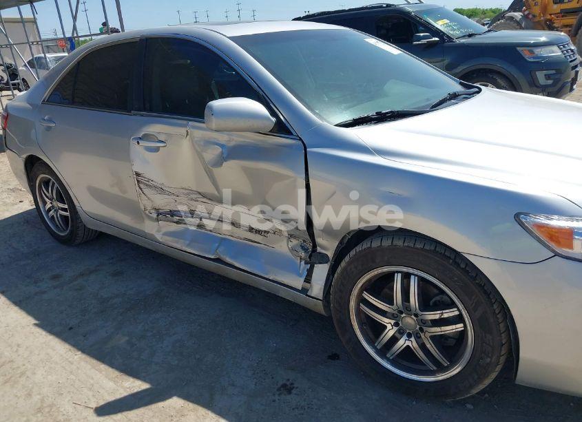 Photo 6 of 2011 Toyota Camry XLE V6 (VIN 4T1BK3EK6BU132508)