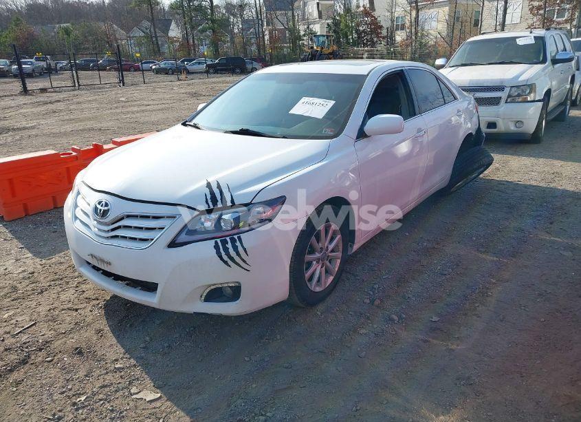 Photo 2 of 2011 Toyota Camry XLE V6 (VIN 4T1BK3EK6BU618364)