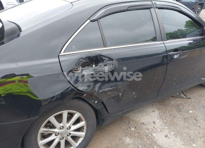 Photo 6 of 2010 Toyota Camry SE/LE/XLE (VIN 4T1BK3EK7AU113836)