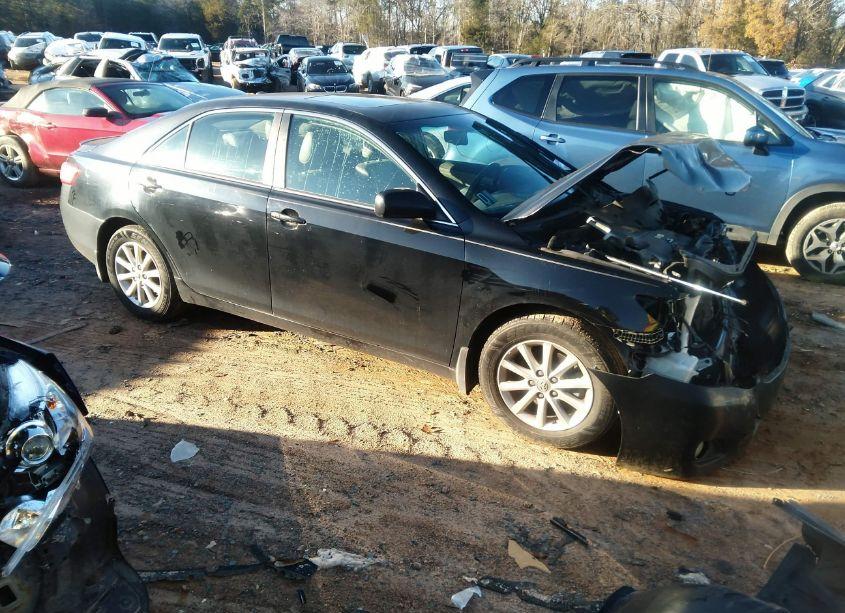 2010 Toyota Camry XLE V6 (VIN 4T1BK3EK7AU598074) main photo