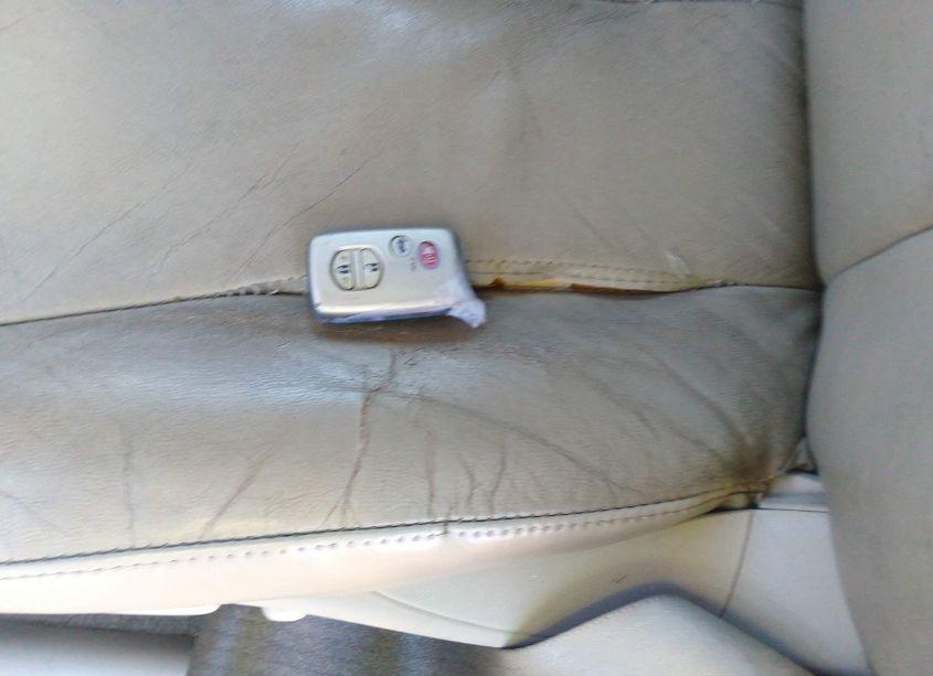 Photo 11 of 2010 Toyota Camry XLE V6 (VIN 4T1BK3EK7AU598074)