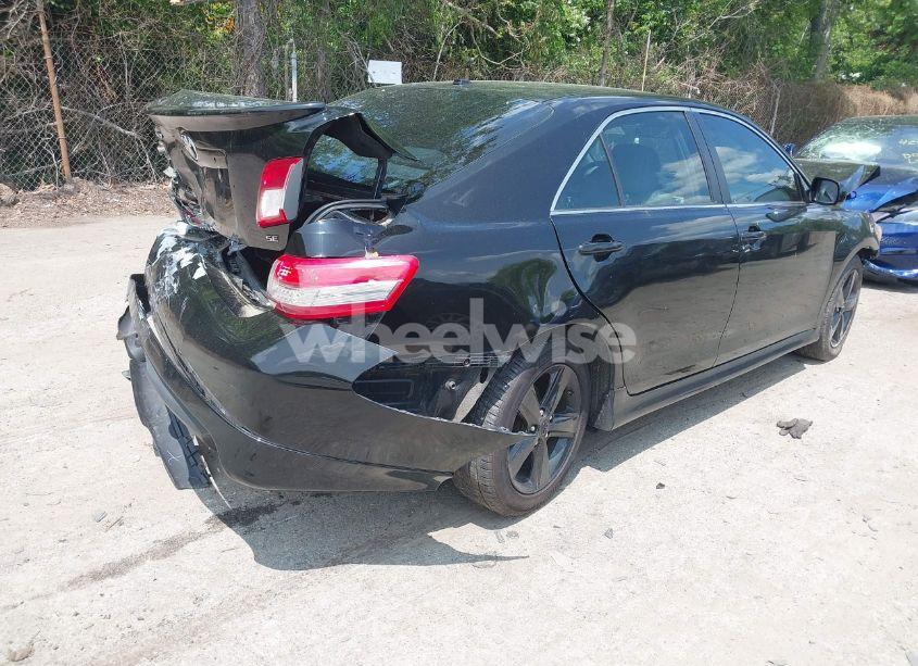 Photo 4 of 2011 Toyota Camry SE V6 (VIN 4T1BK3EK7BU118956)