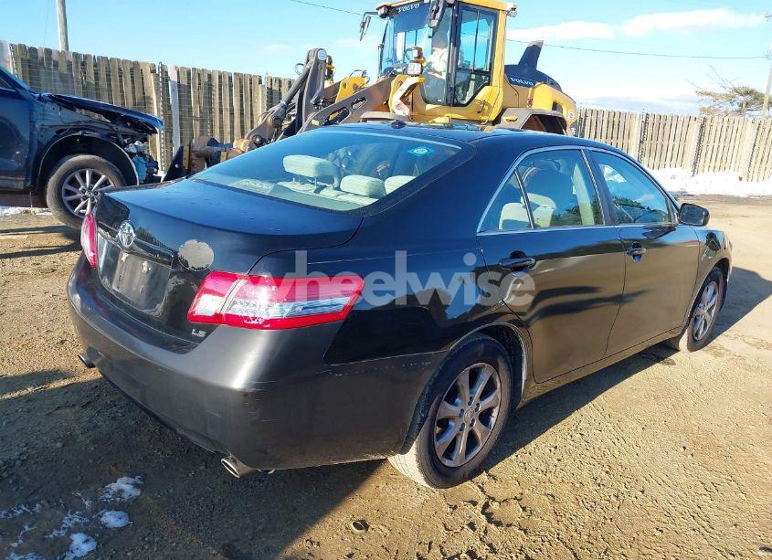 Photo 4 of 2011 Toyota Camry LE (VIN 4T1BK3EK7BU121873)