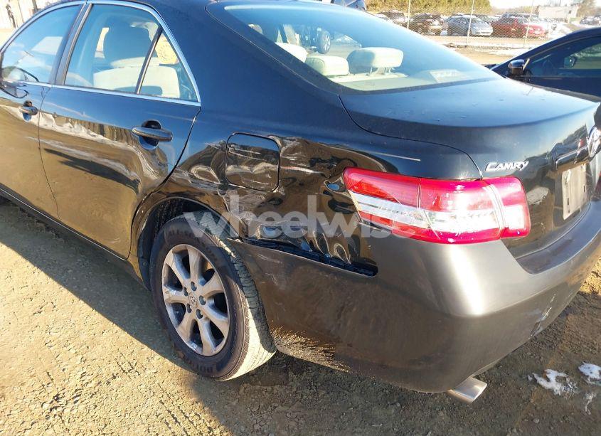Photo 6 of 2011 Toyota Camry LE (VIN 4T1BK3EK7BU121873)