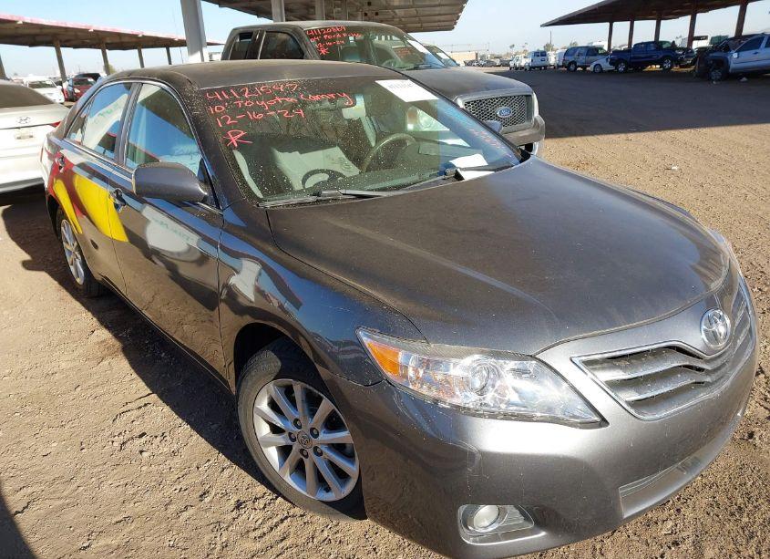 2010 Toyota Camry XLE V6 (VIN 4T1BK3EK8AU112291) main photo