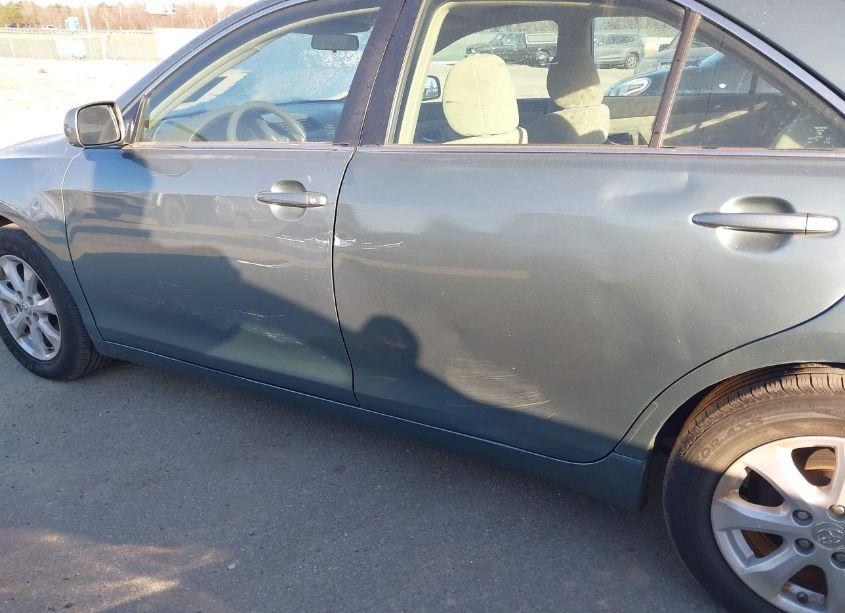 Photo 20 of 2011 Toyota Camry LE (VIN 4T1BK3EK8BU618415)