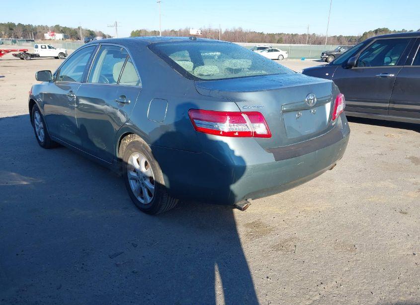 Photo 3 of 2011 Toyota Camry LE (VIN 4T1BK3EK8BU618415)