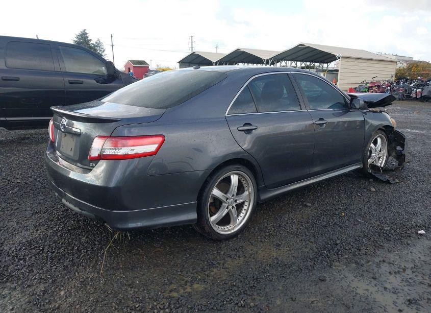 Photo 4 of 2011 Toyota Camry SE V6 (VIN 4T1BK3EK8BU622447)