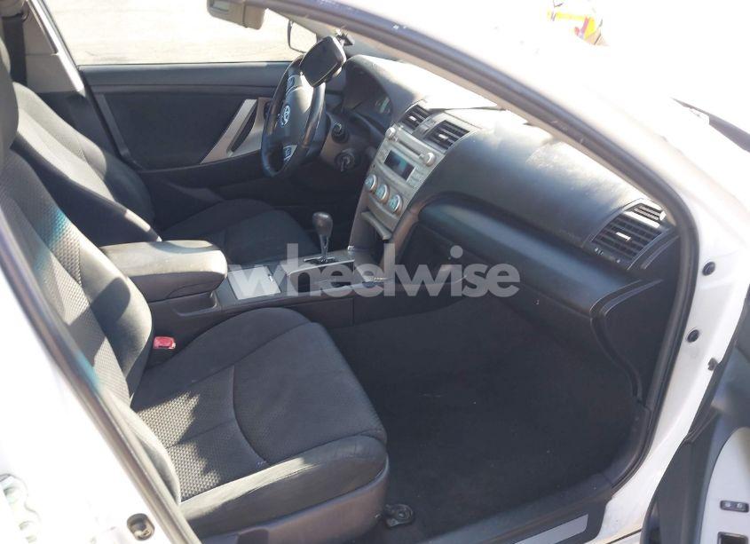 Photo 5 of 2010 Toyota Camry SE V6 (VIN 4T1BK3EK9AU604666)