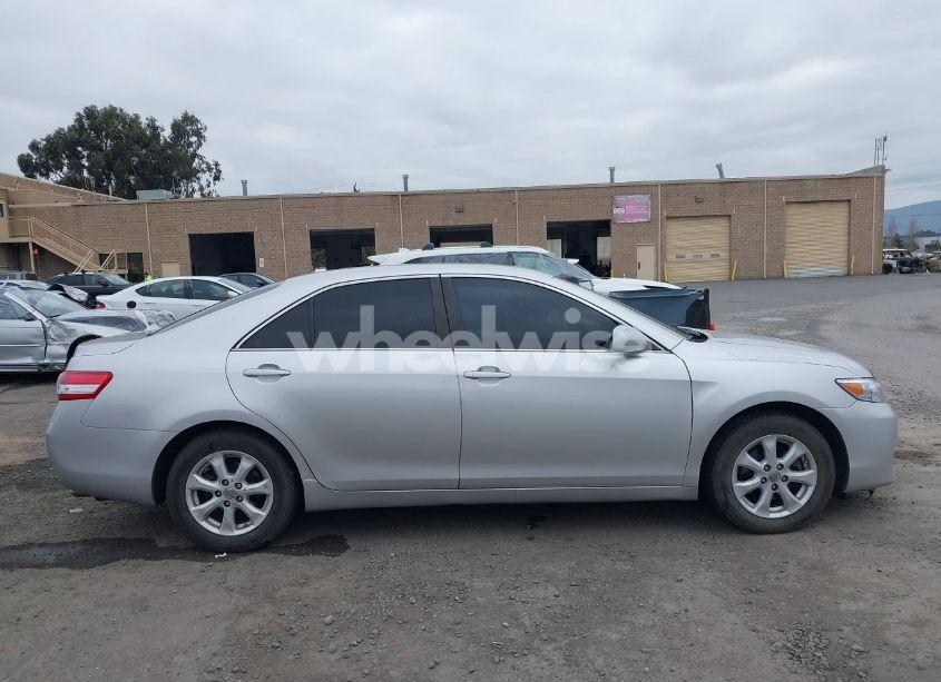 Photo 13 of 2011 Toyota Camry LE V6 (VIN 4T1BK3EK9BU124564)