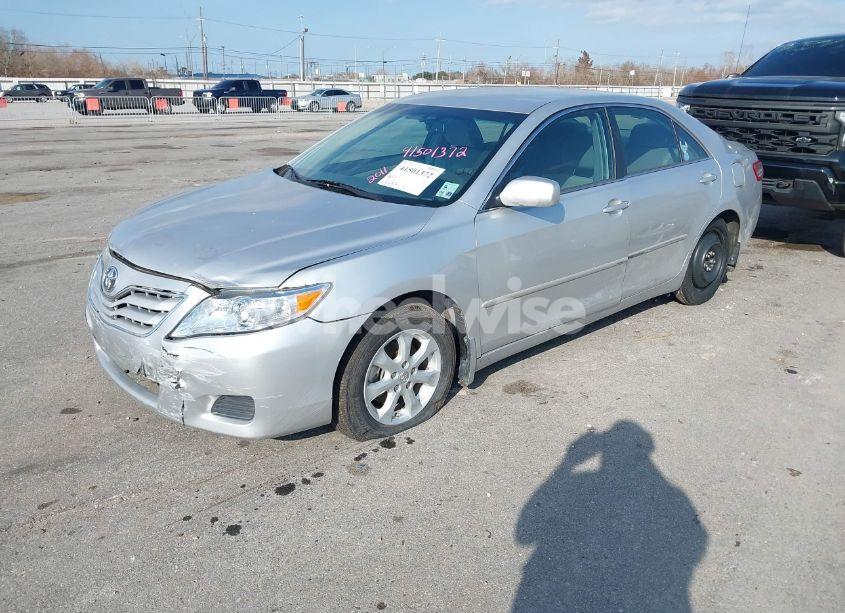 Photo 2 of 2011 Toyota Camry LE V6 (VIN 4T1BK3EK9BU124774)