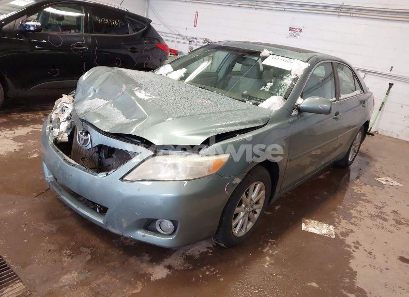 Photo 2 of 2011 Toyota Camry XLE V6 (VIN 4T1BK3EK9BU610047)