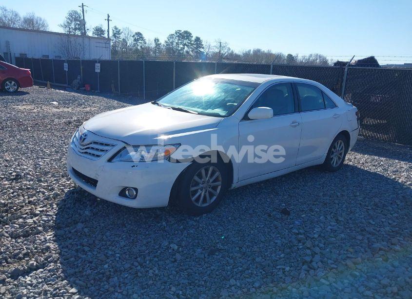 Photo 2 of 2011 Toyota Camry XLE V6 (VIN 4T1BK3EK9BU616186)