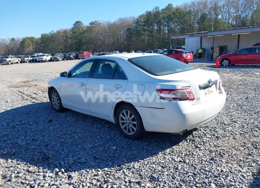 Photo 3 of 2011 Toyota Camry XLE V6 (VIN 4T1BK3EK9BU616186)