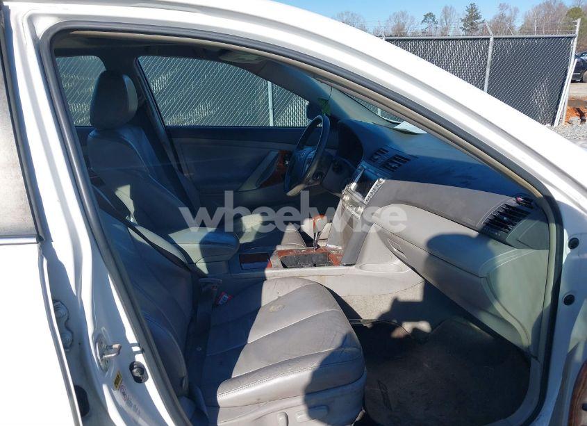 Photo 5 of 2011 Toyota Camry XLE V6 (VIN 4T1BK3EK9BU616186)