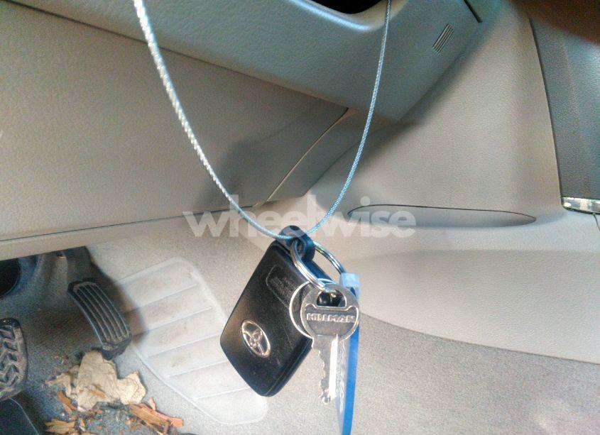 Photo 11 of 2011 Toyota Camry XLE V6 (VIN 4T1BK3EK9BU624689)