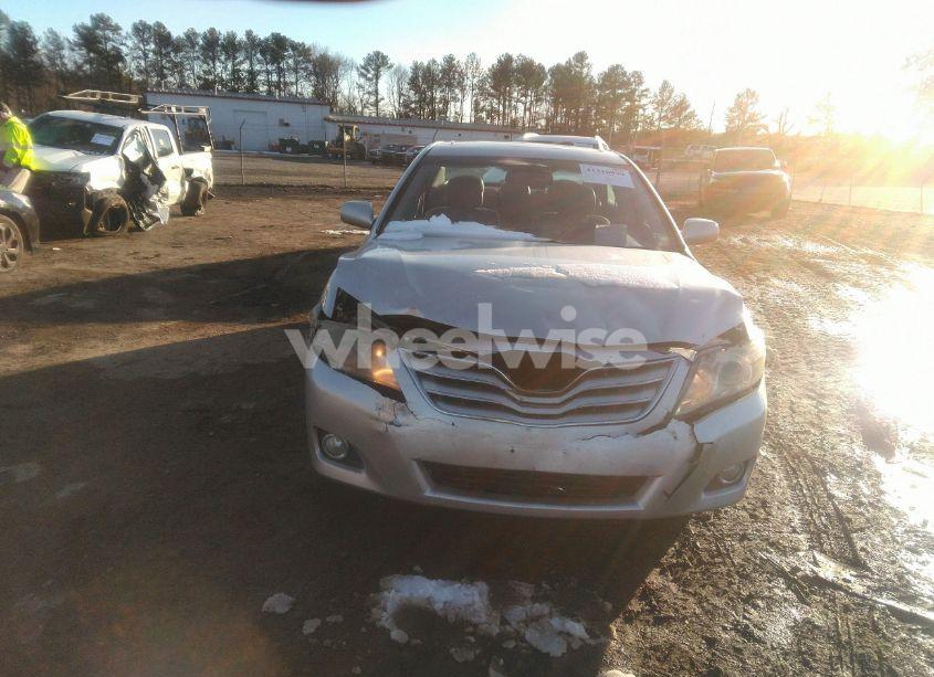Photo 12 of 2011 Toyota Camry XLE V6 (VIN 4T1BK3EK9BU624689)