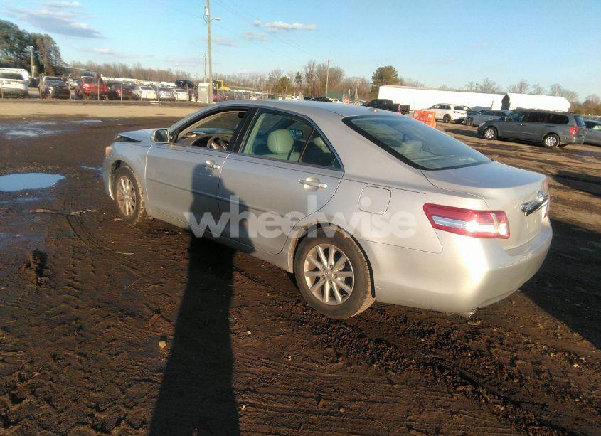 Photo 3 of 2011 Toyota Camry XLE V6 (VIN 4T1BK3EK9BU624689)