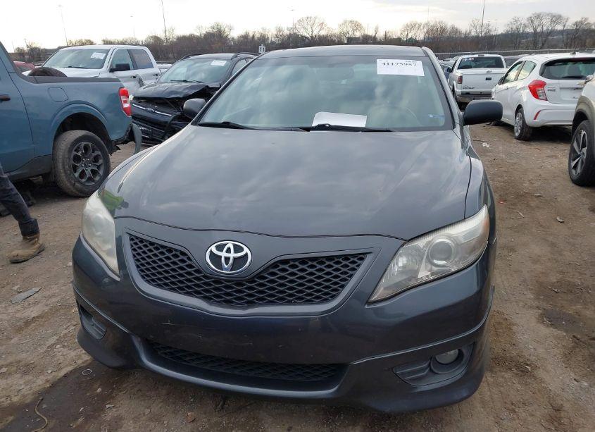 Photo 12 of 2011 Toyota Camry SE V6 (VIN 4T1BK3EK9BU629665)