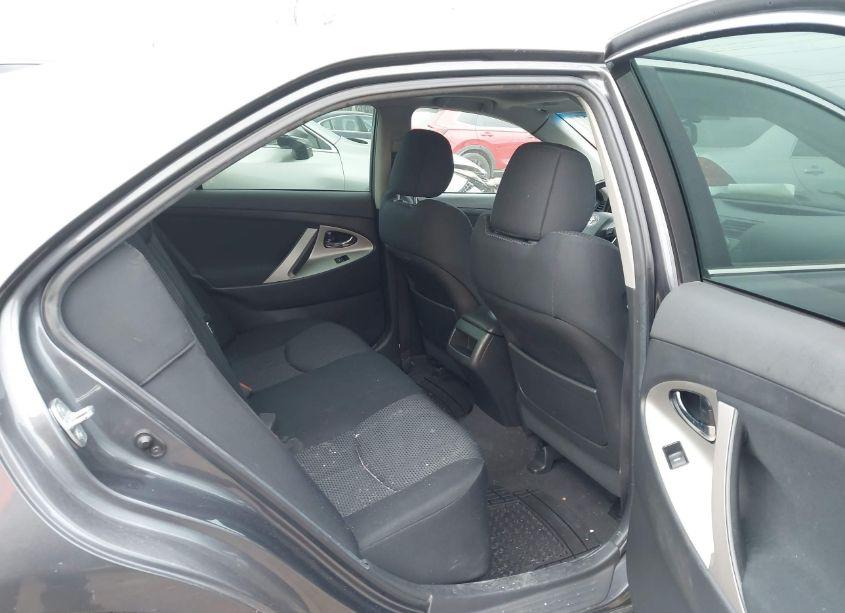 Photo 8 of 2011 Toyota Camry SE V6 (VIN 4T1BK3EK9BU629665)