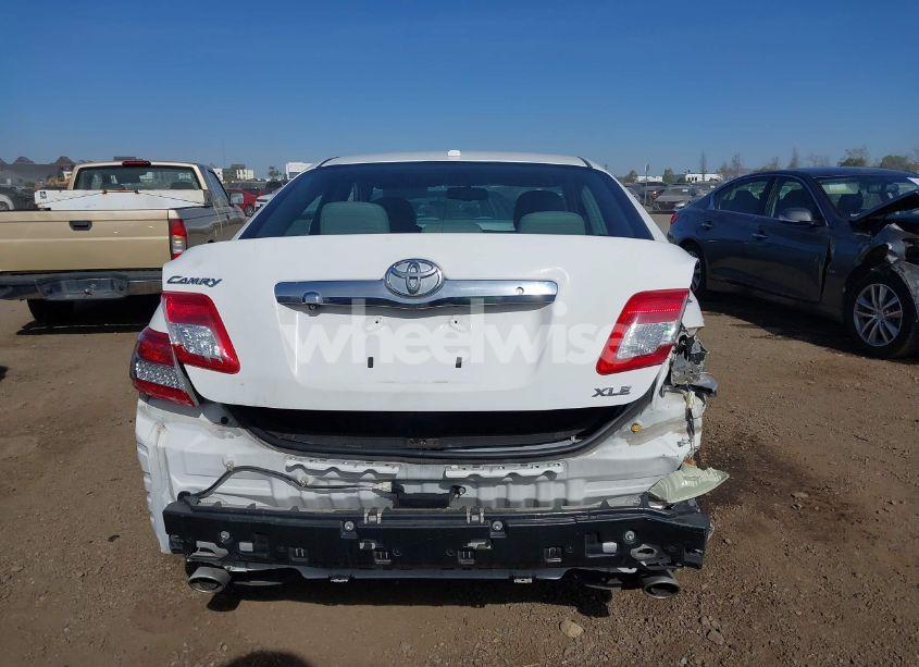 Photo 17 of 2011 Toyota Camry XLE V6 (VIN 4T1BK3EK9BU630749)